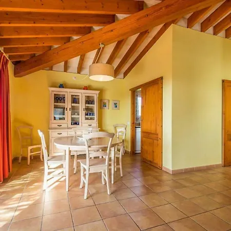 Iris Torret Villa Punta Prima (Menorca)